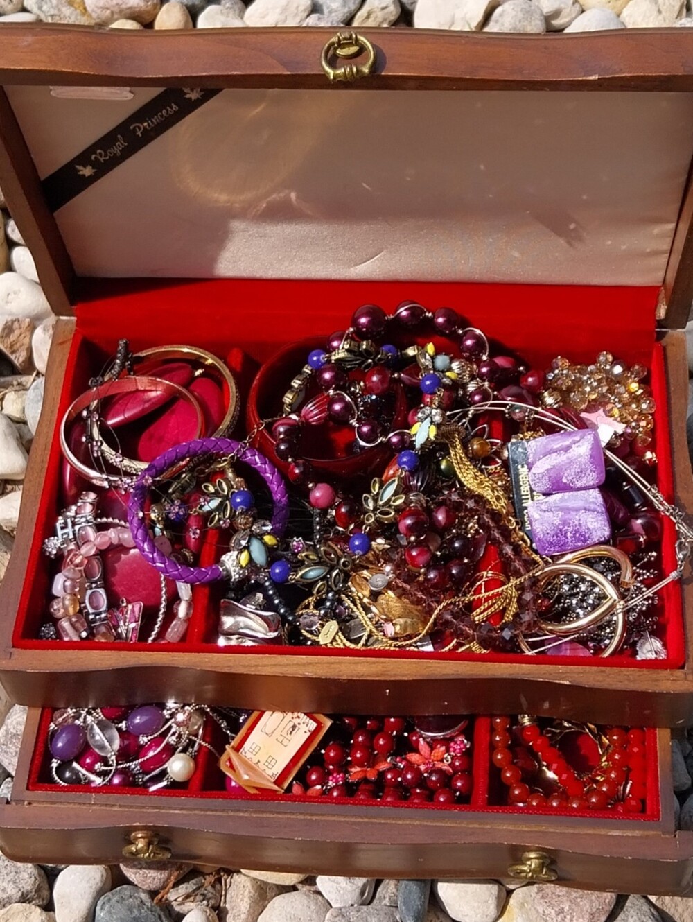 Assorted Women’s Purple and Red Fashion Jewelry Set